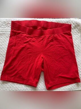 Old navy women’s bike shorts. Xl